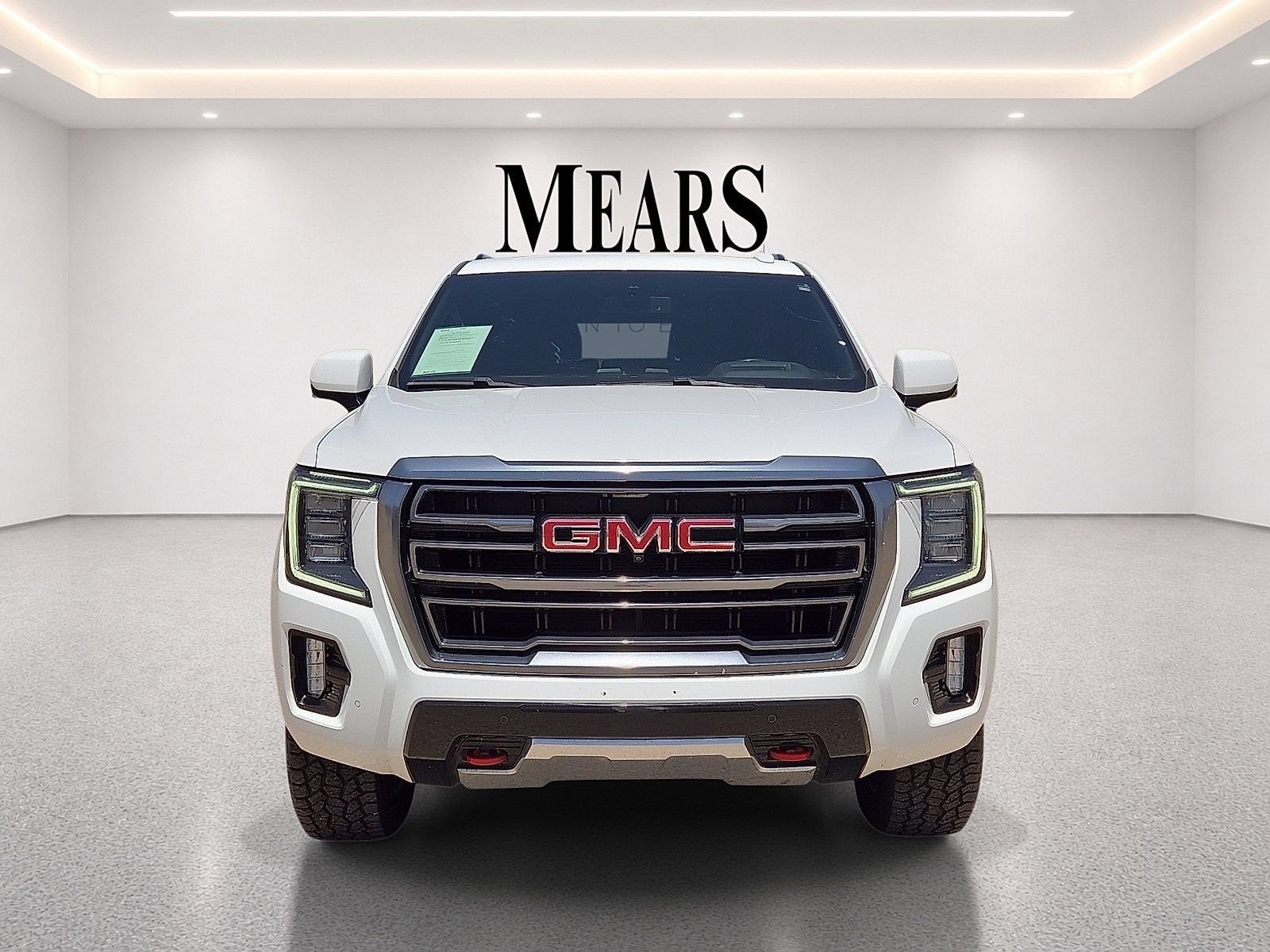 Used 2021 GMC Yukon AT4 w/ Technology Package AWD/4WD image 8