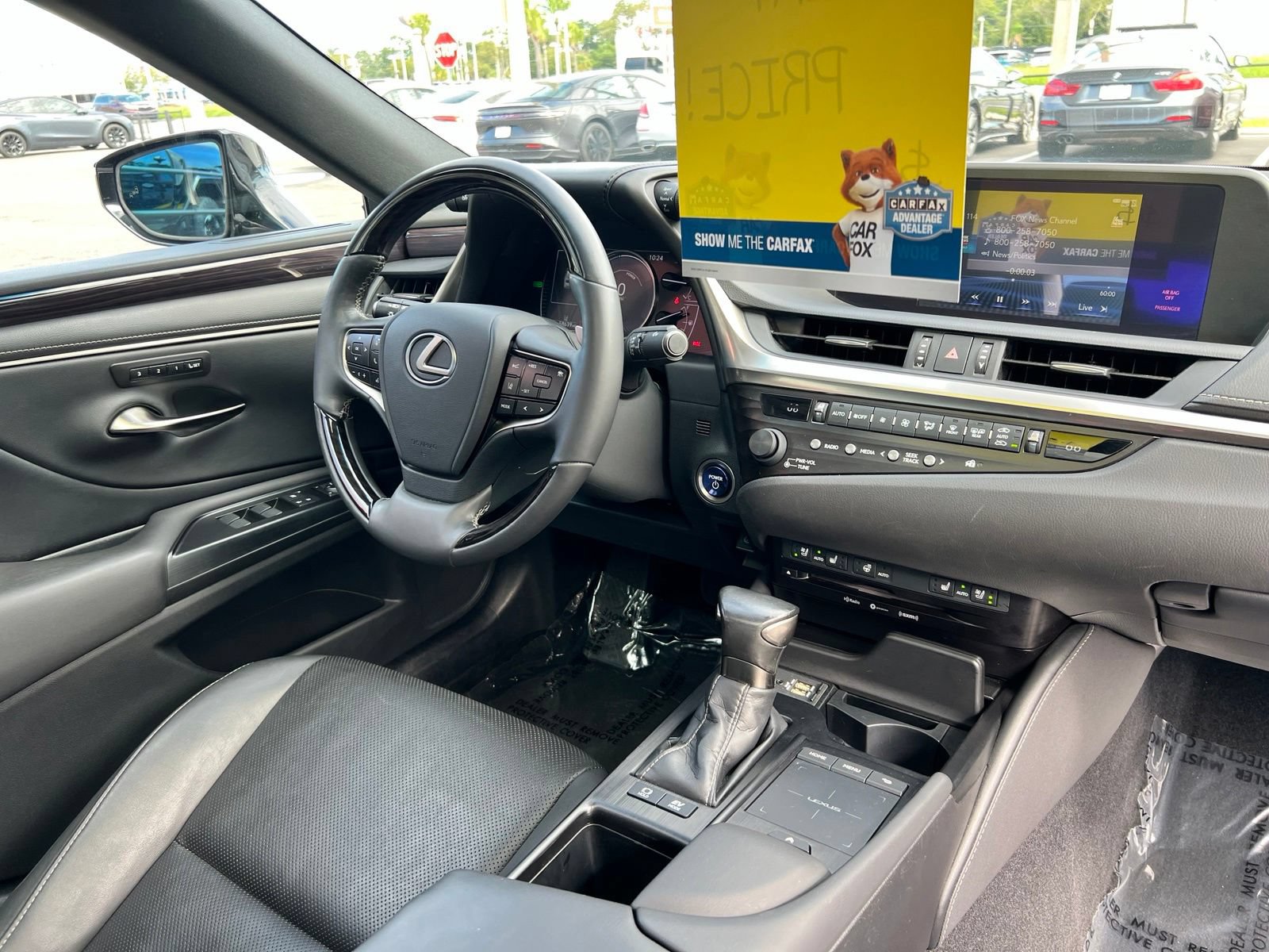 Used 2020 Lexus ES 300h w/ Premium Package FWD image 86