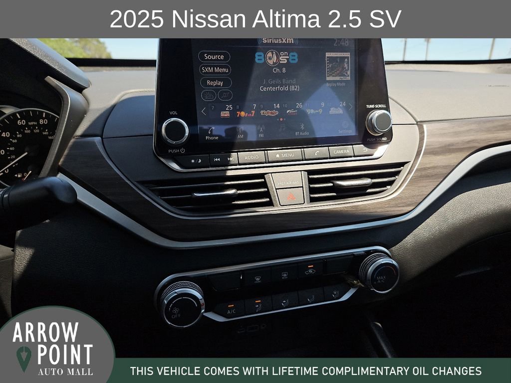 Used 2025 Nissan Altima 2.5 SV FWD image 25