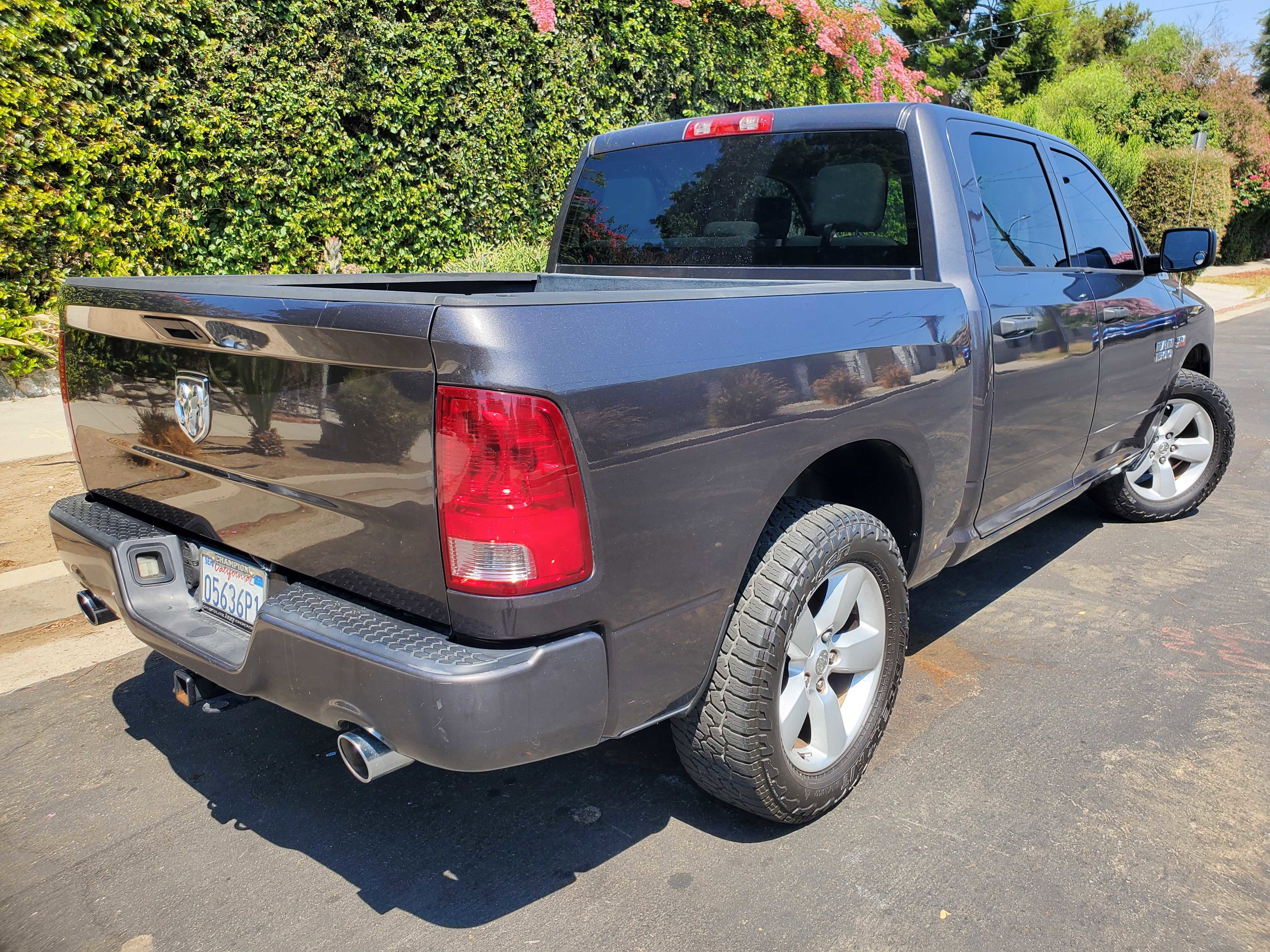 Used 2014 RAM 1500 Express image 4