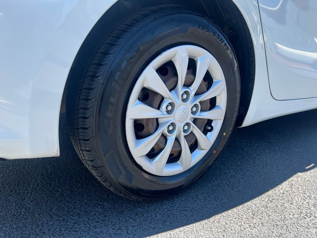 Used 2019 Kia Forte Sedan FWD image 30