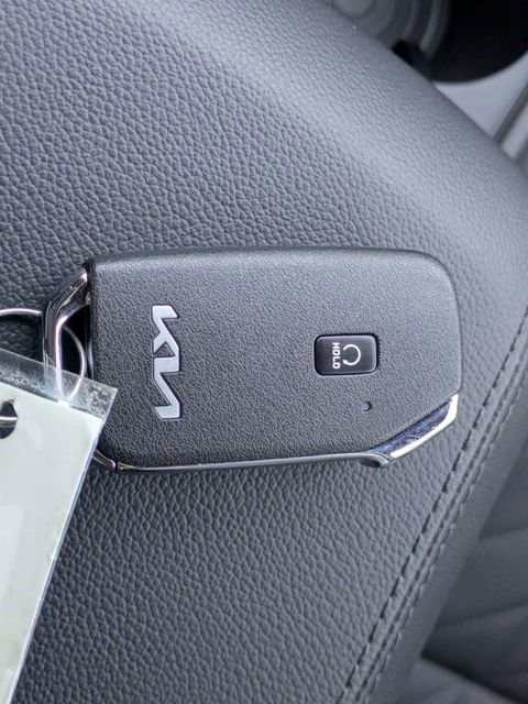 New 2025 Kia Sportage X-Pro image 38