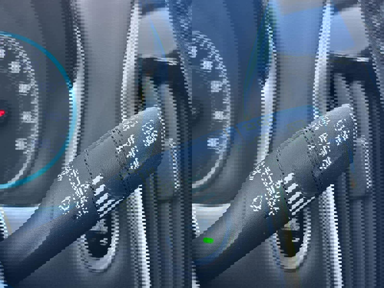 Used 2019 Chevrolet Traverse LT image 21