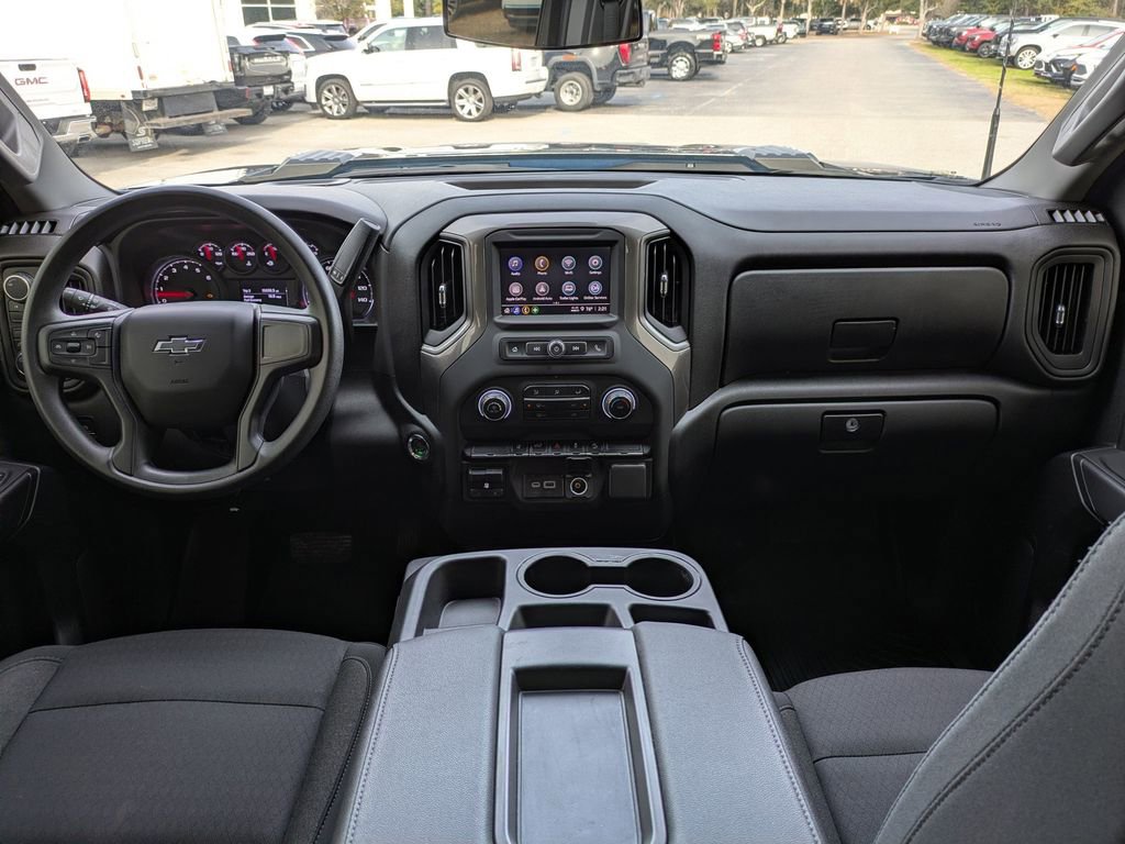 Used 2025 Chevrolet Silverado 2500 Custom w/ Custom Convenience Package image 15