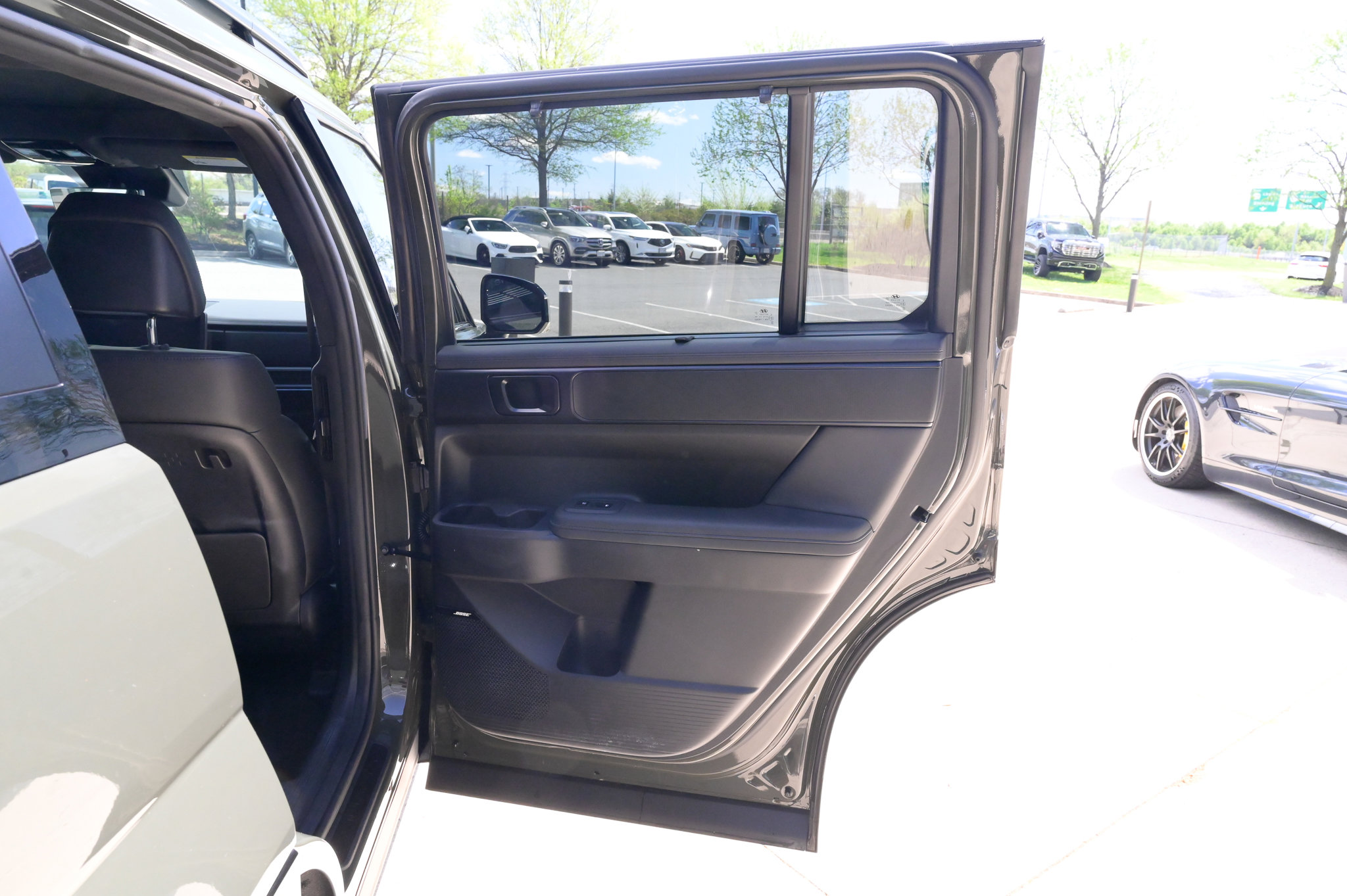 Used 2024 Hyundai Santa Fe Calligraphy AWD/4WD image 25