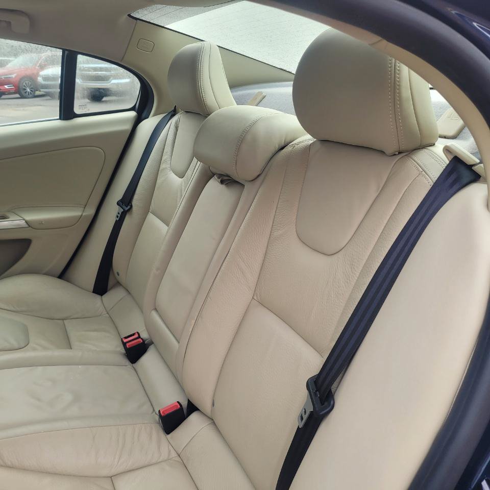 Used 2012 Volvo S60 T5 w/ Climate Pkg FWD image 30