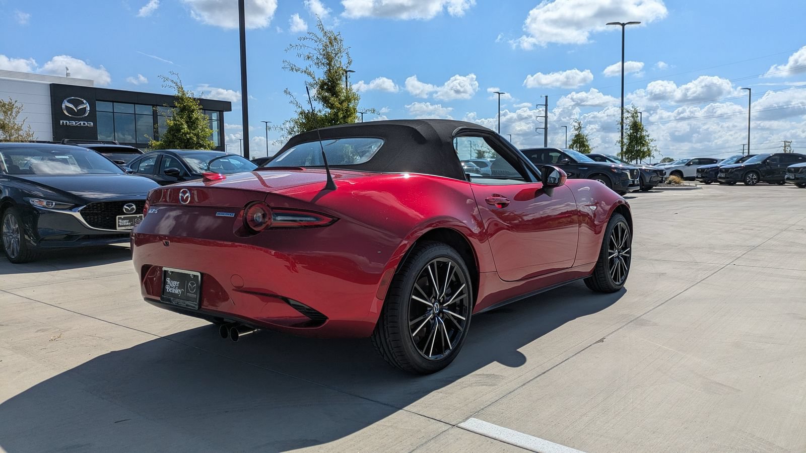 New 2026 MAZDA MX-5 Miata Grand Touring RWD image 8