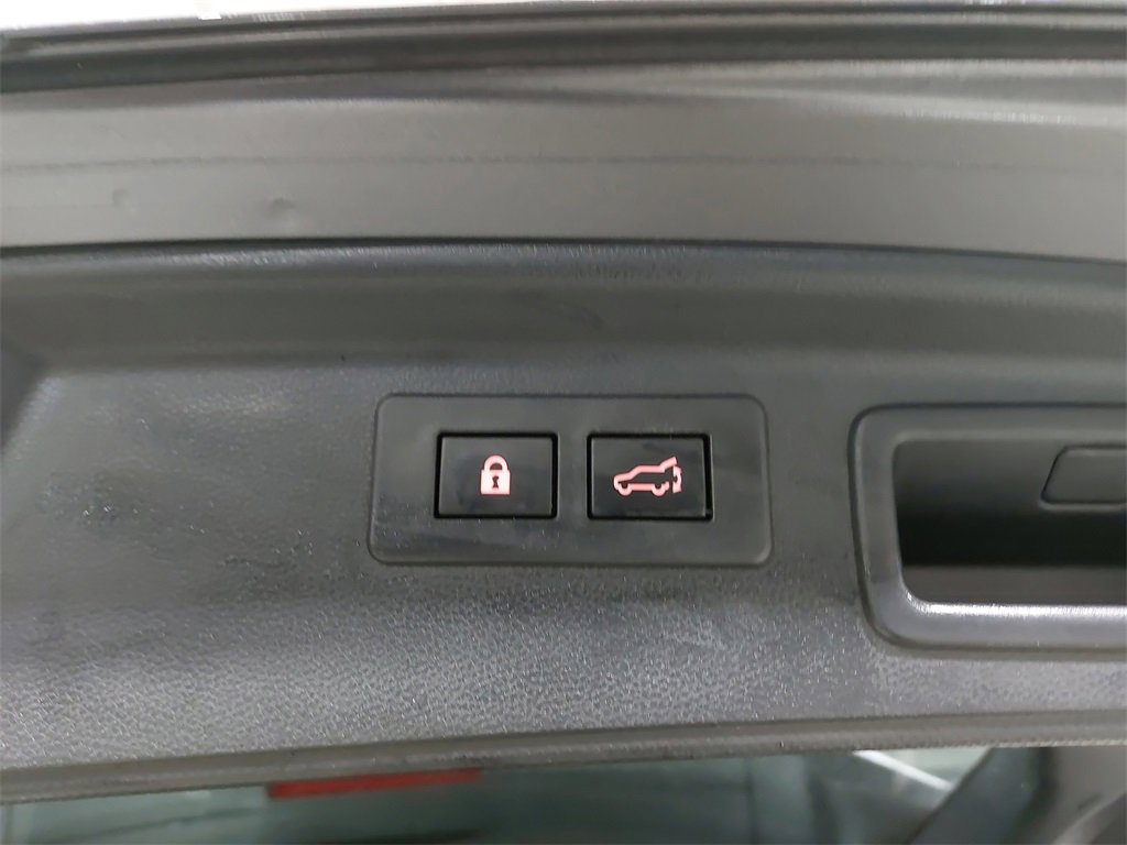 Used 2022 Subaru Forester Touring image 13