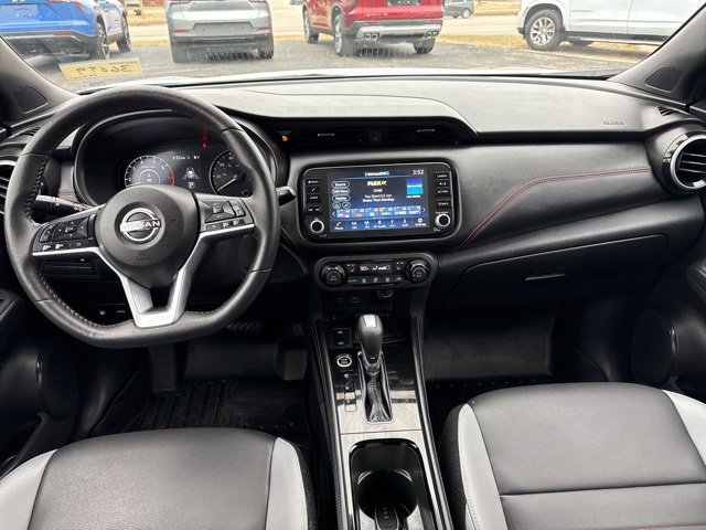 Used 2023 Nissan Kicks SR w/ SR Premium Package image 20