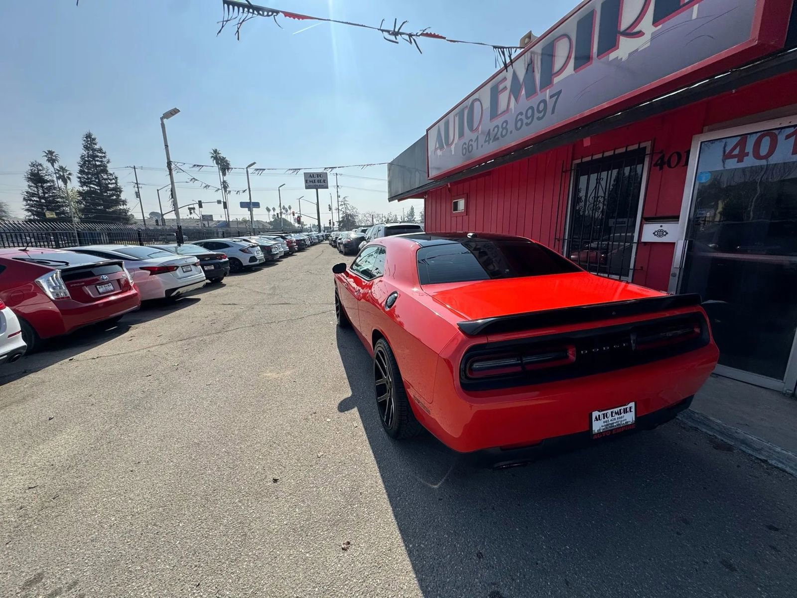 Used 2018 Dodge Challenger SXT image 7
