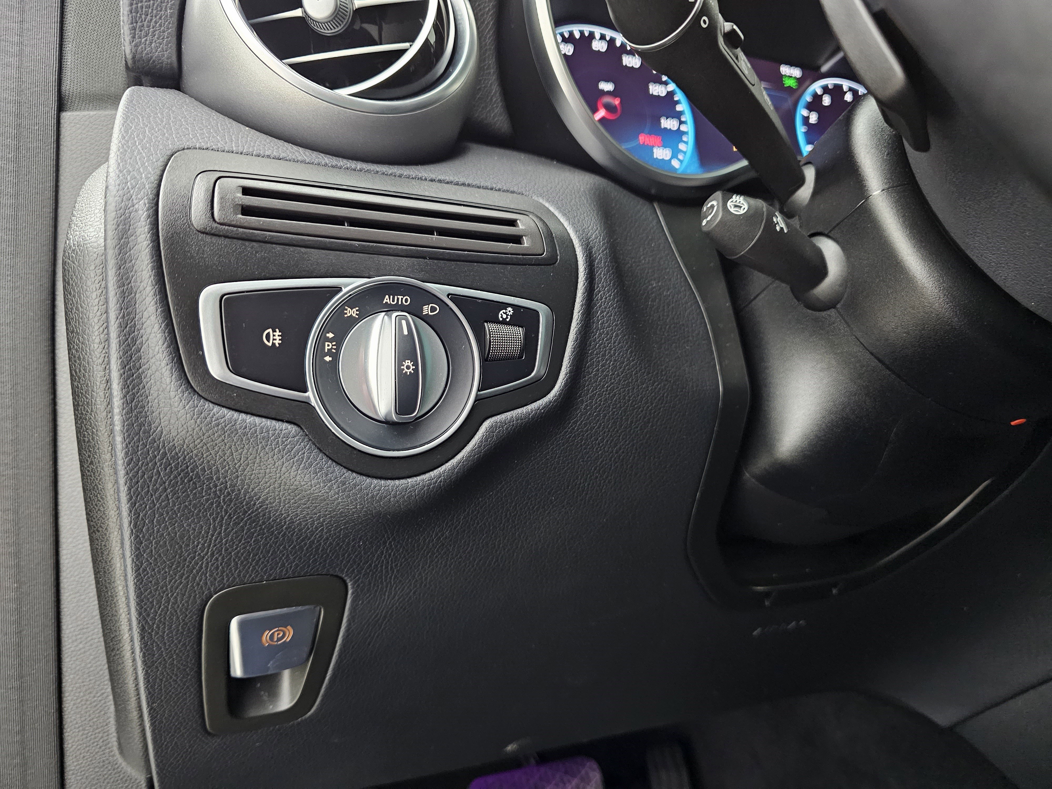 Certified 2022 Mercedes-Benz GLC 300 4MATIC image 8