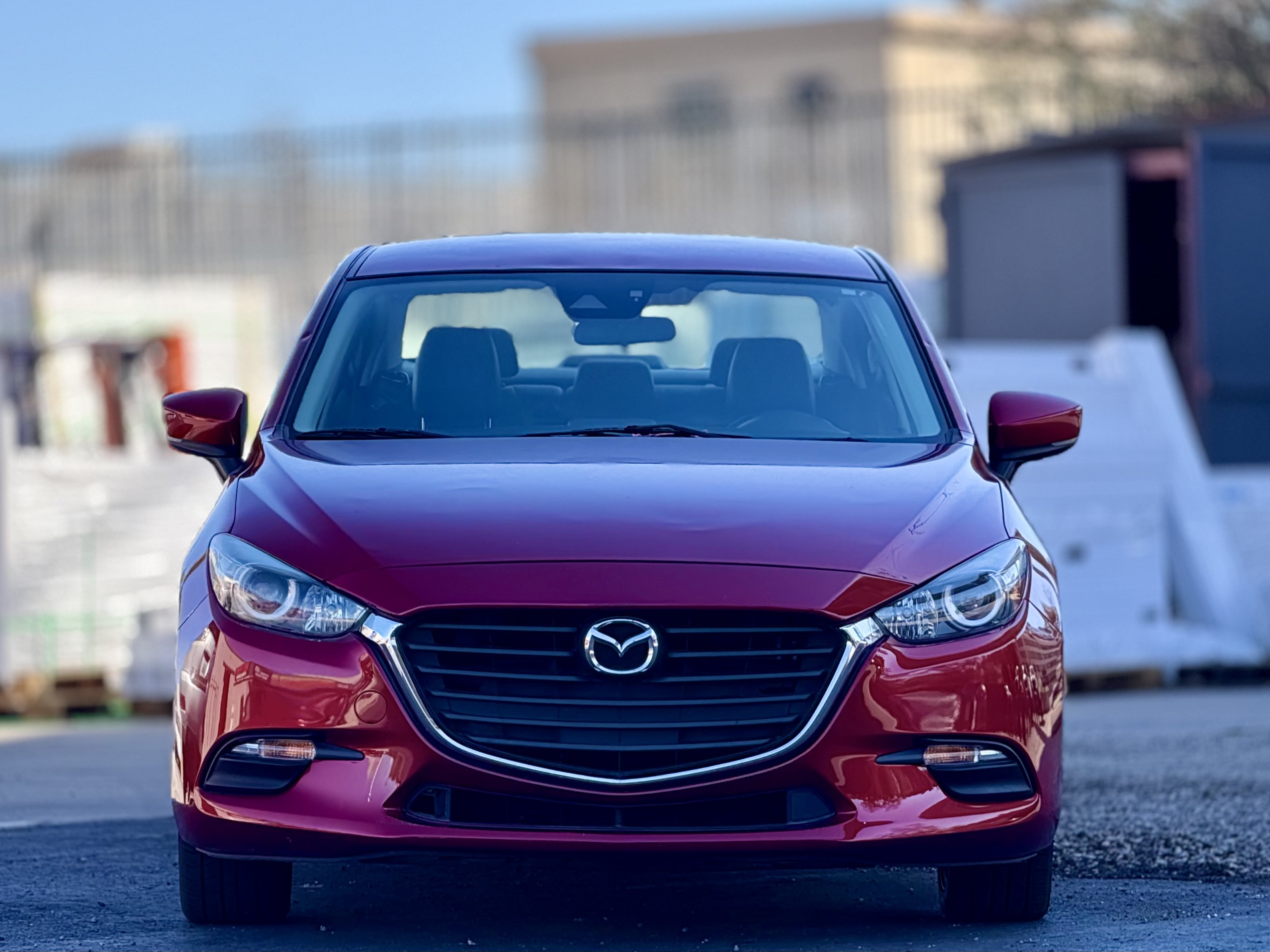 Used 2018 MAZDA MAZDA3 Touring FWD image 2