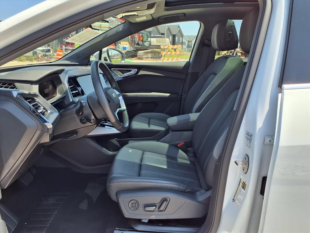 Certified 2023 Audi Q4 e-tron Premium w/ Convenience Package AWD/4WD image 12