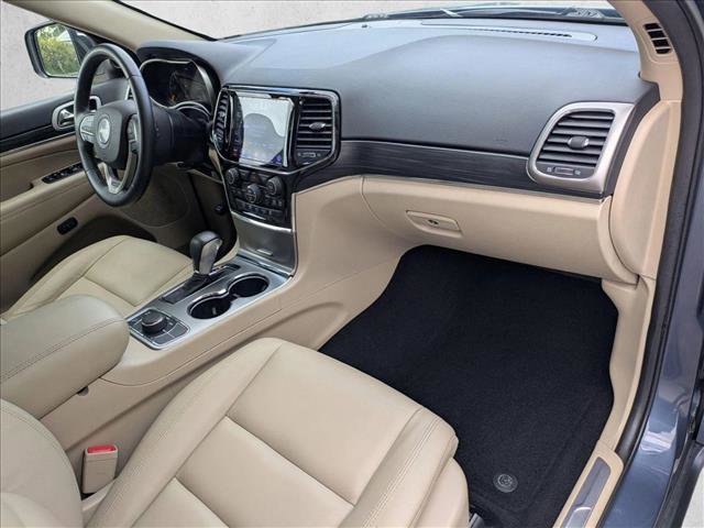 Used 2020 Jeep Grand Cherokee Limited AWD/4WD image 23