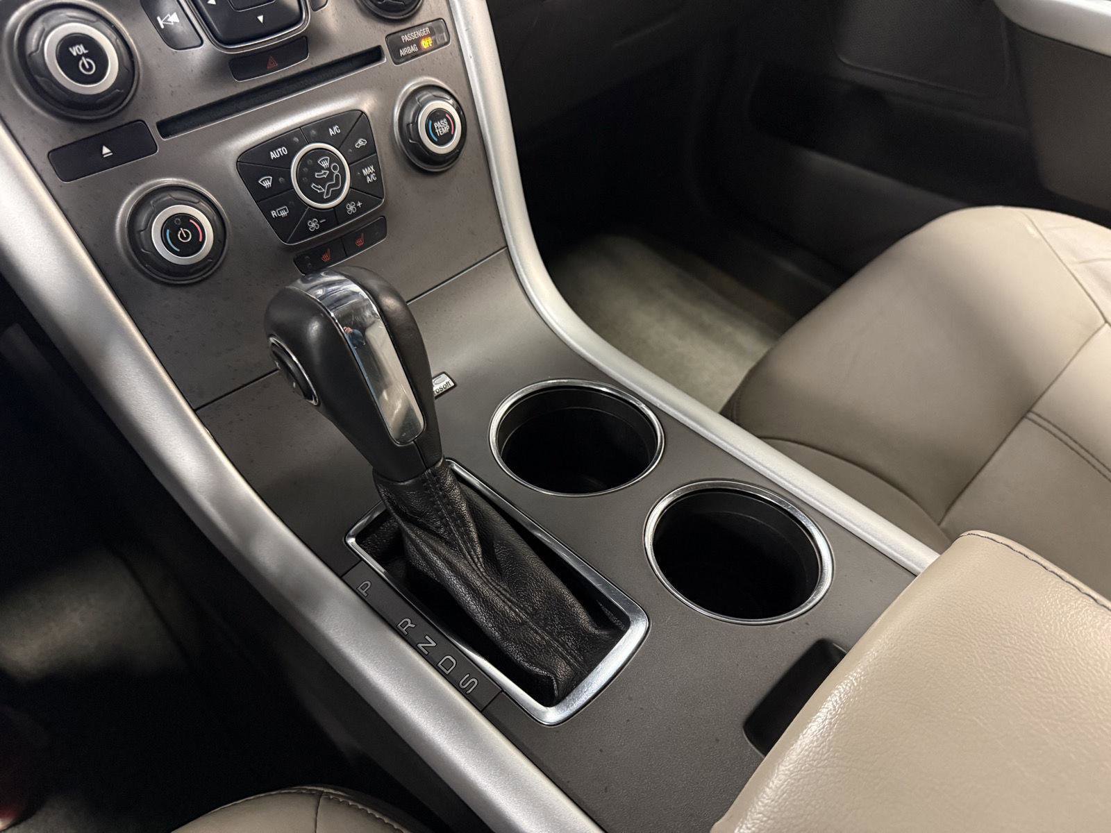 Used 2013 Ford Edge SEL image 22