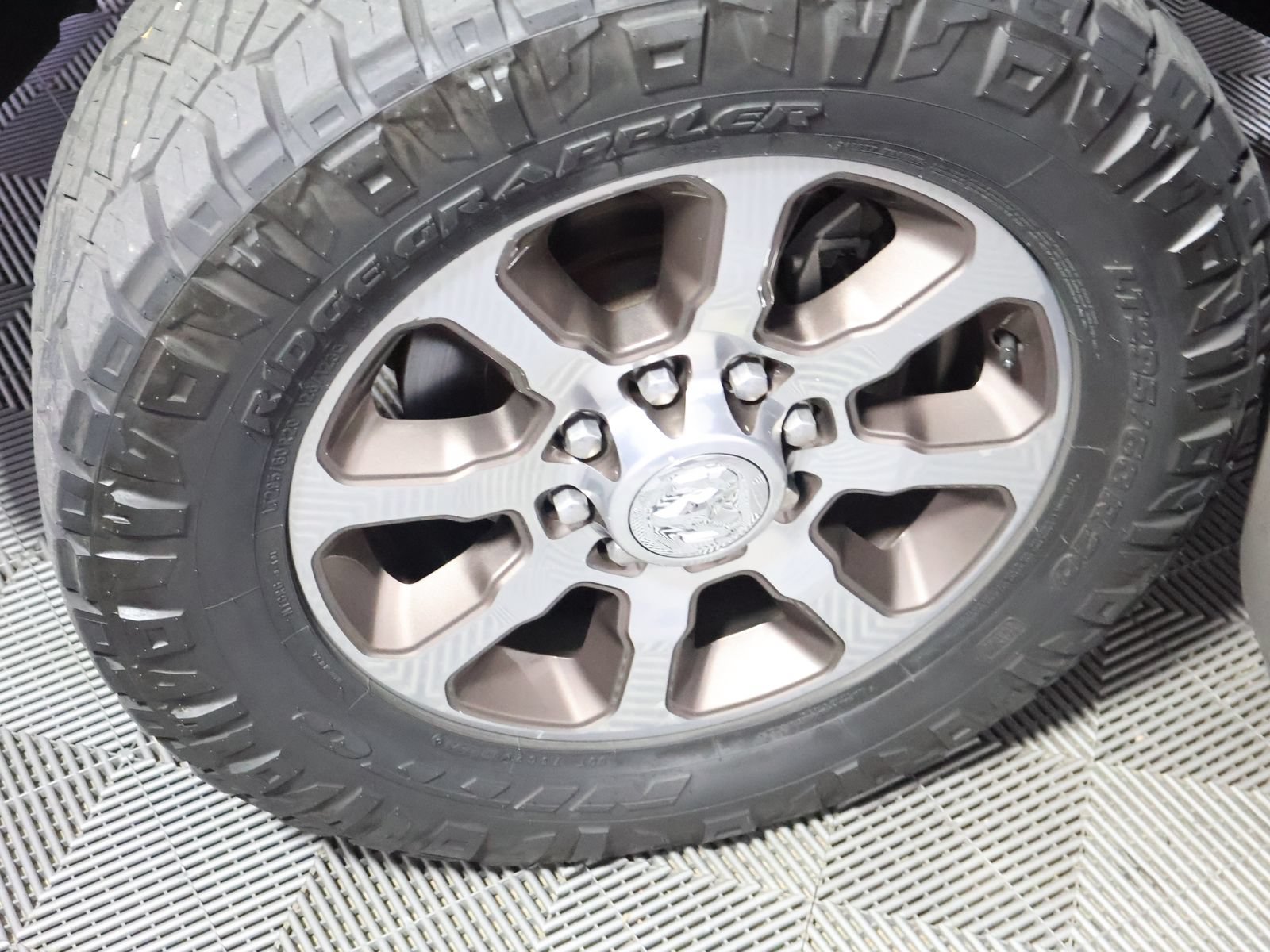 Used 2019 RAM 2500 Limited AWD/4WD image 22