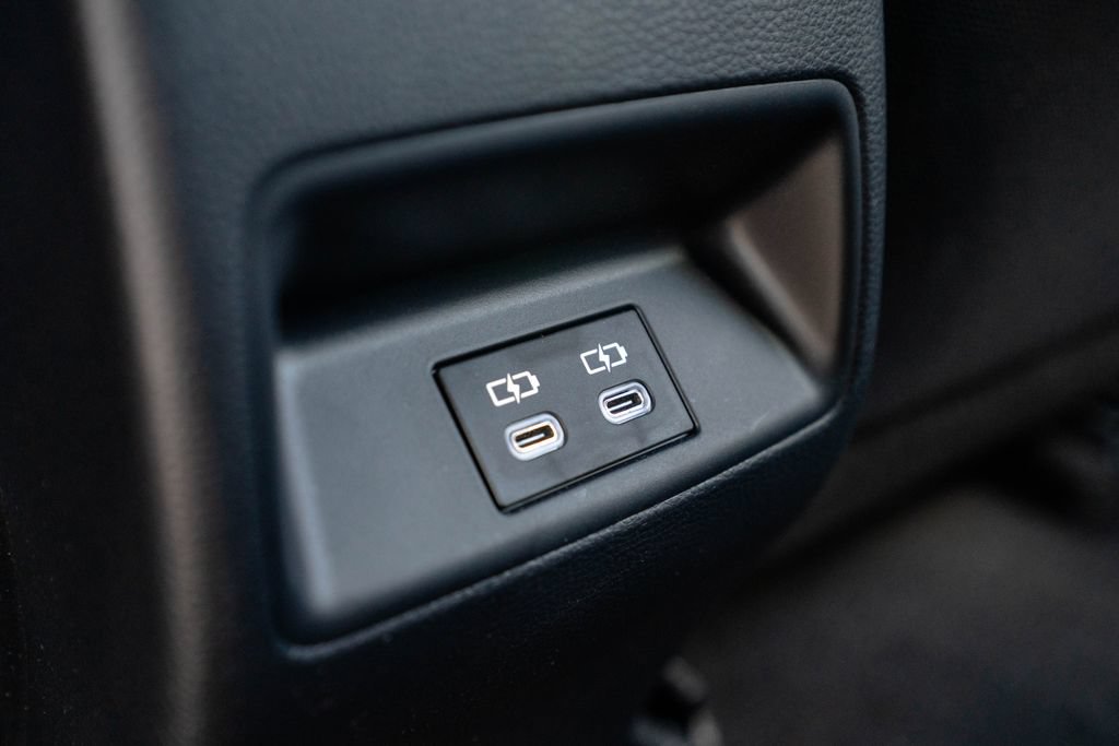 Used 2023 Toyota Corolla SE FWD image 31