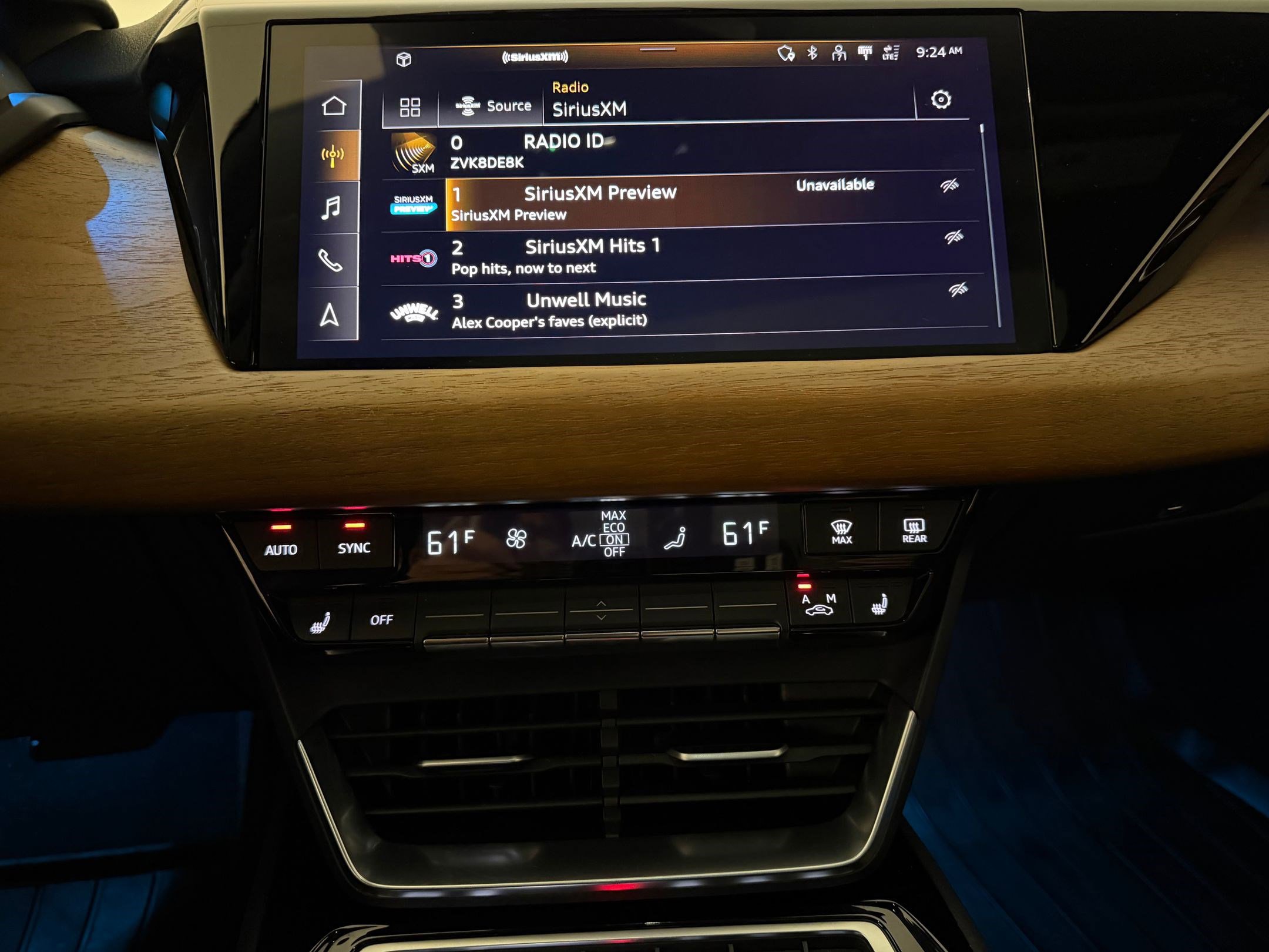 Used 2023 Audi e-tron GT Prestige w/ Prestige Package AWD/4WD image 24