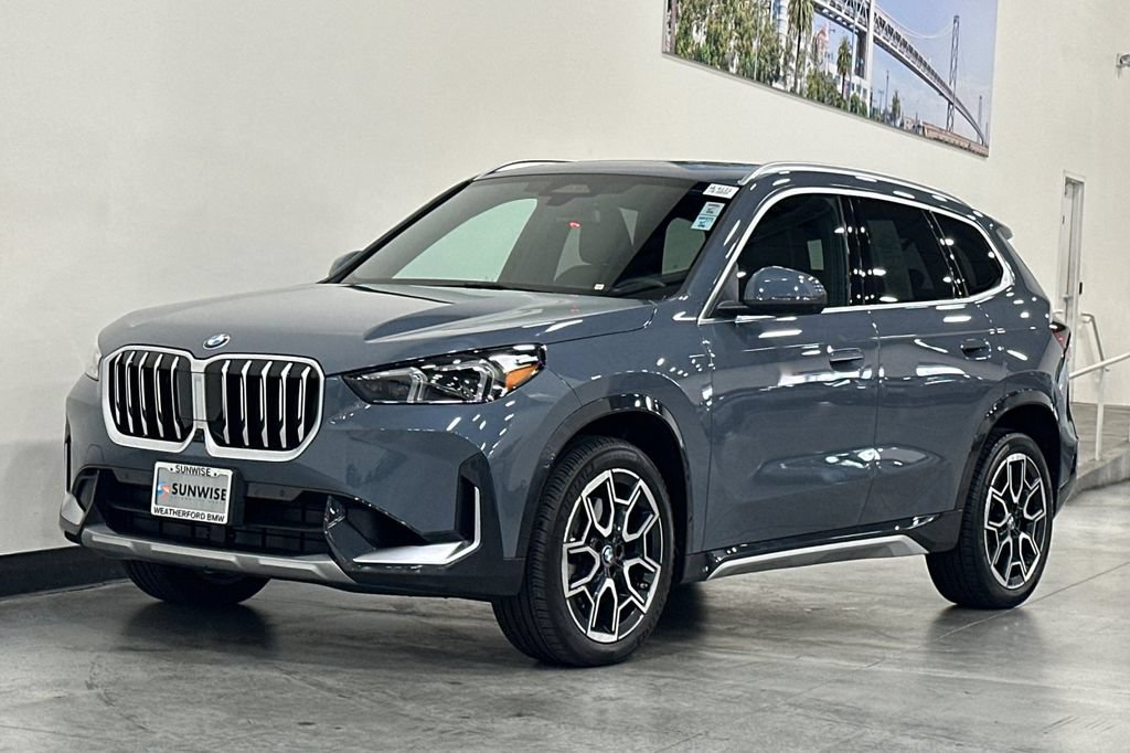 Used 2025 BMW X1 xDrive28i w/ Technology Package AWD/4WD image 8