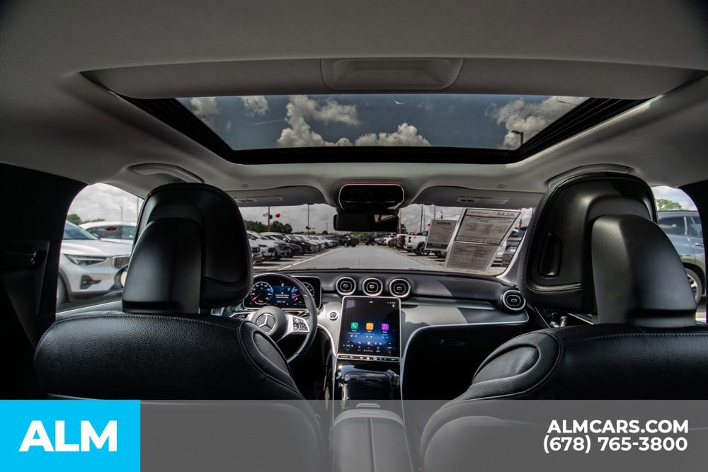 Used 2025 Mercedes-Benz C 300 Sedan image 16