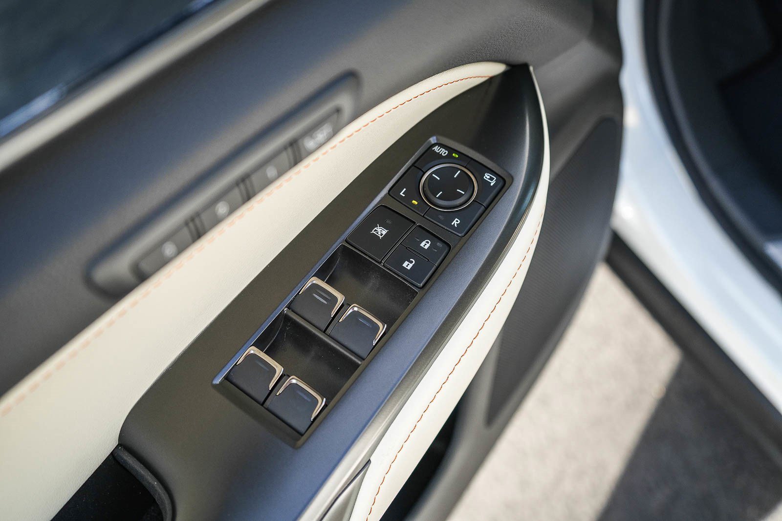 Used 2024 Lexus NX 350 AWD image 18