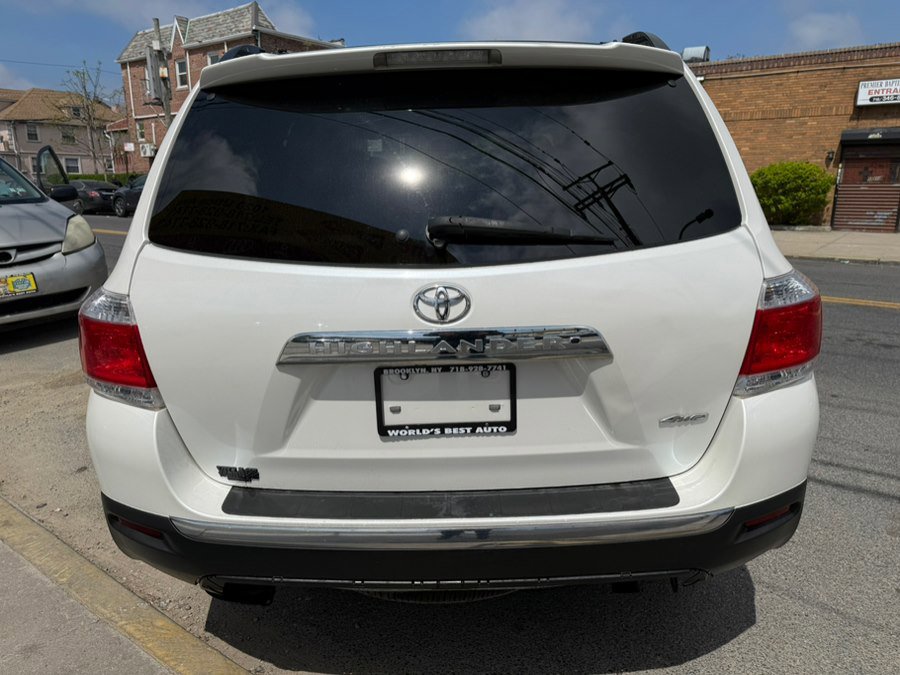 Used 2011 Toyota Highlander Limited w/ Tow Pkg AWD/4WD image 5