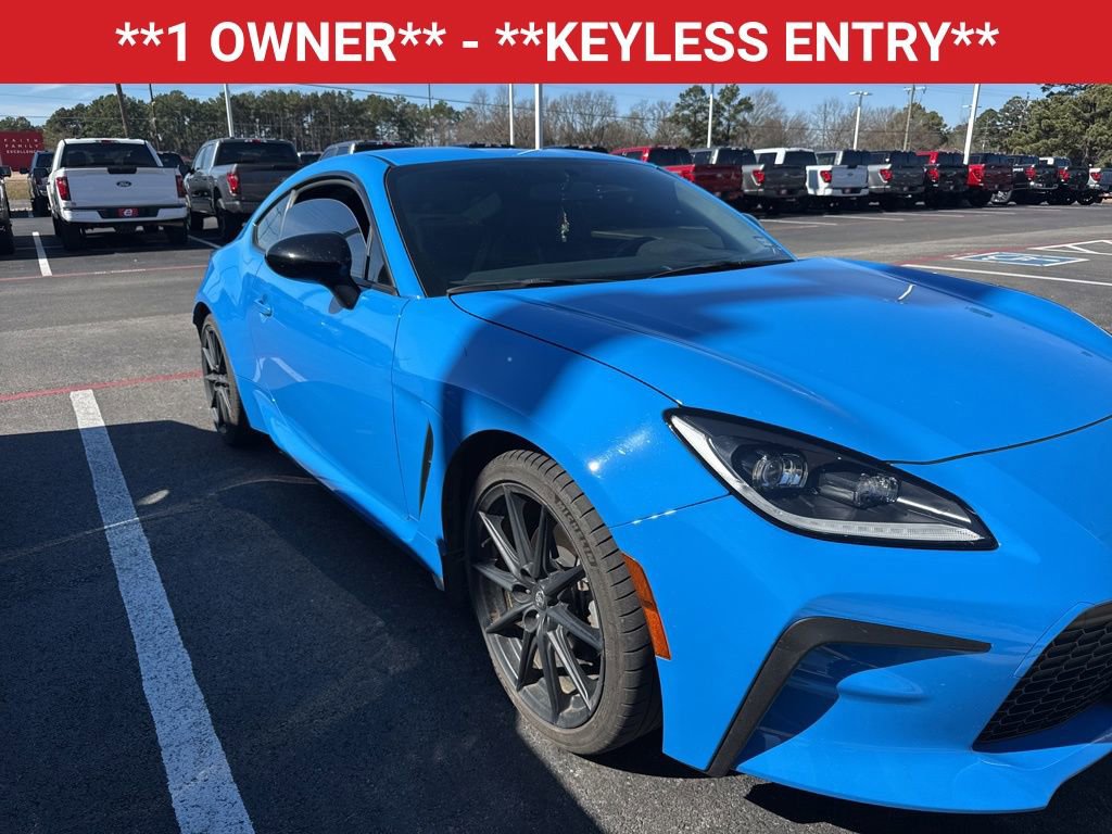 Used 2024 Toyota GR86 Premium image 2