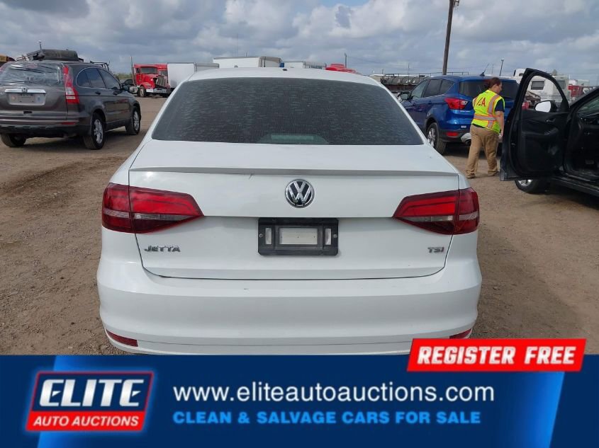 Used 2017 Volkswagen Jetta S w/ Jetta S Cold Weather Package image 31