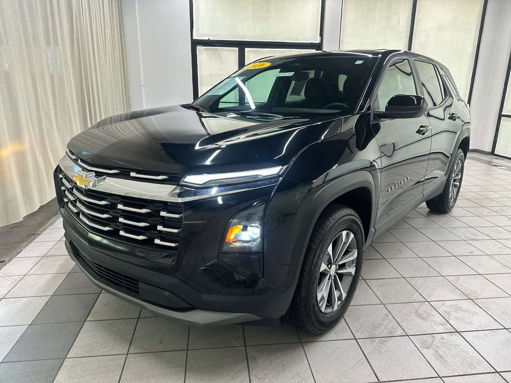 Used 2026 Chevrolet Equinox LT FWD image 11