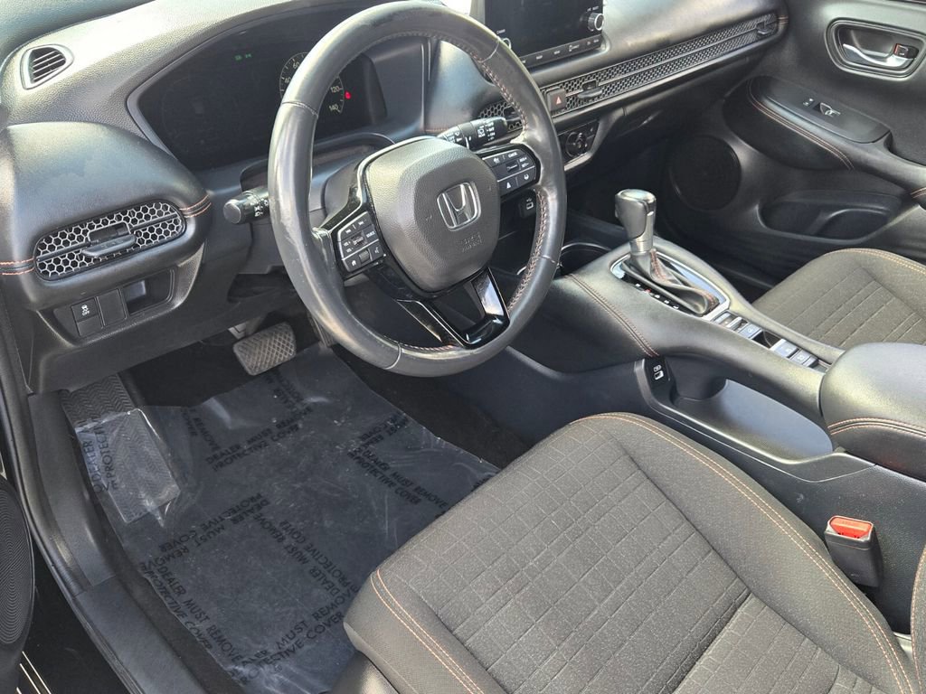 Used 2023 Honda HR-V Sport image 11