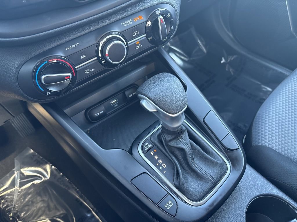 Used 2023 Kia Soul LX image 19