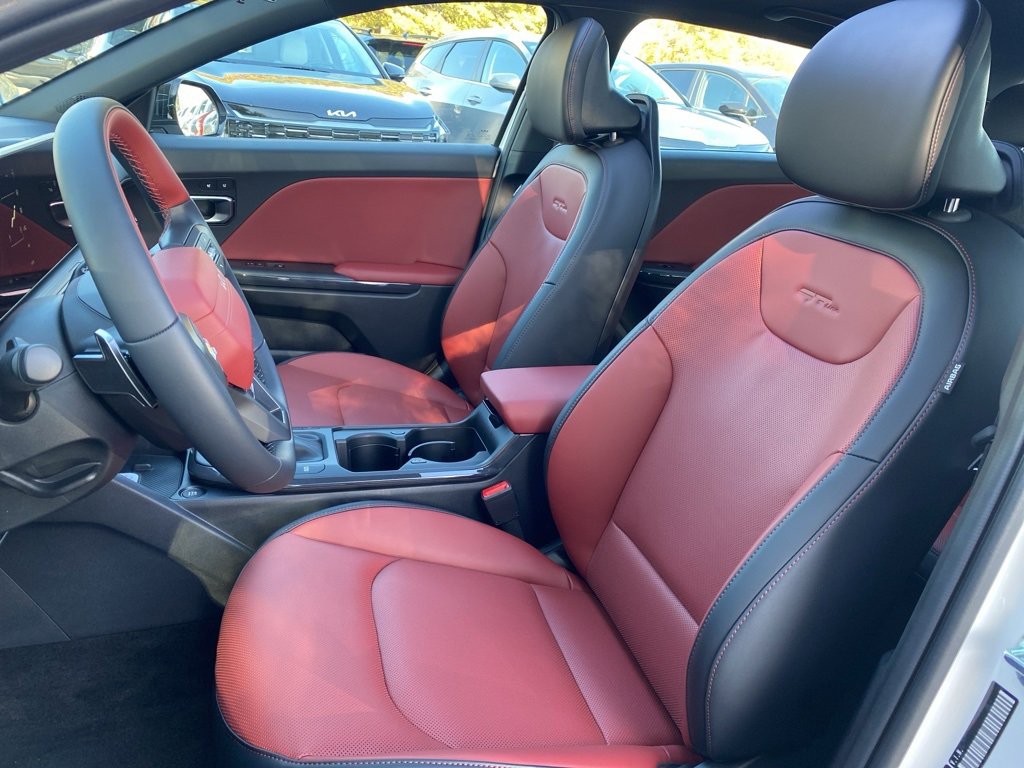 New 2025 Kia K4 GT-Line image 10