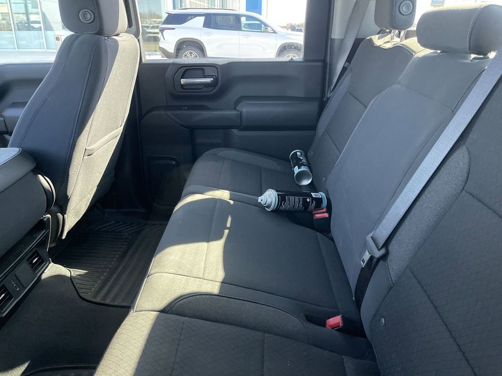 Used 2025 Chevrolet Silverado 2500 Custom w/ Custom Value Package image 13