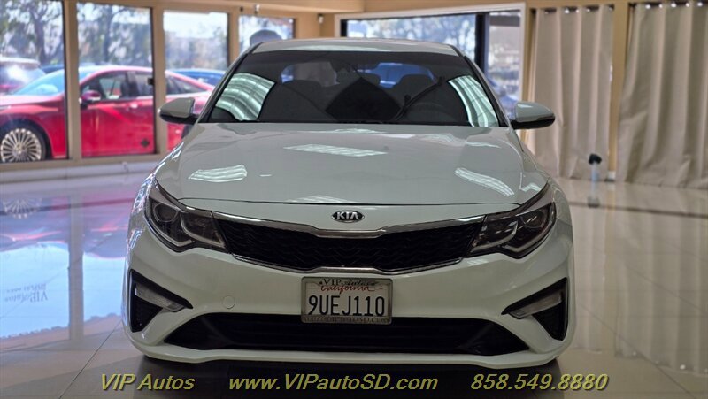 Used 2020 Kia Optima LX image 9