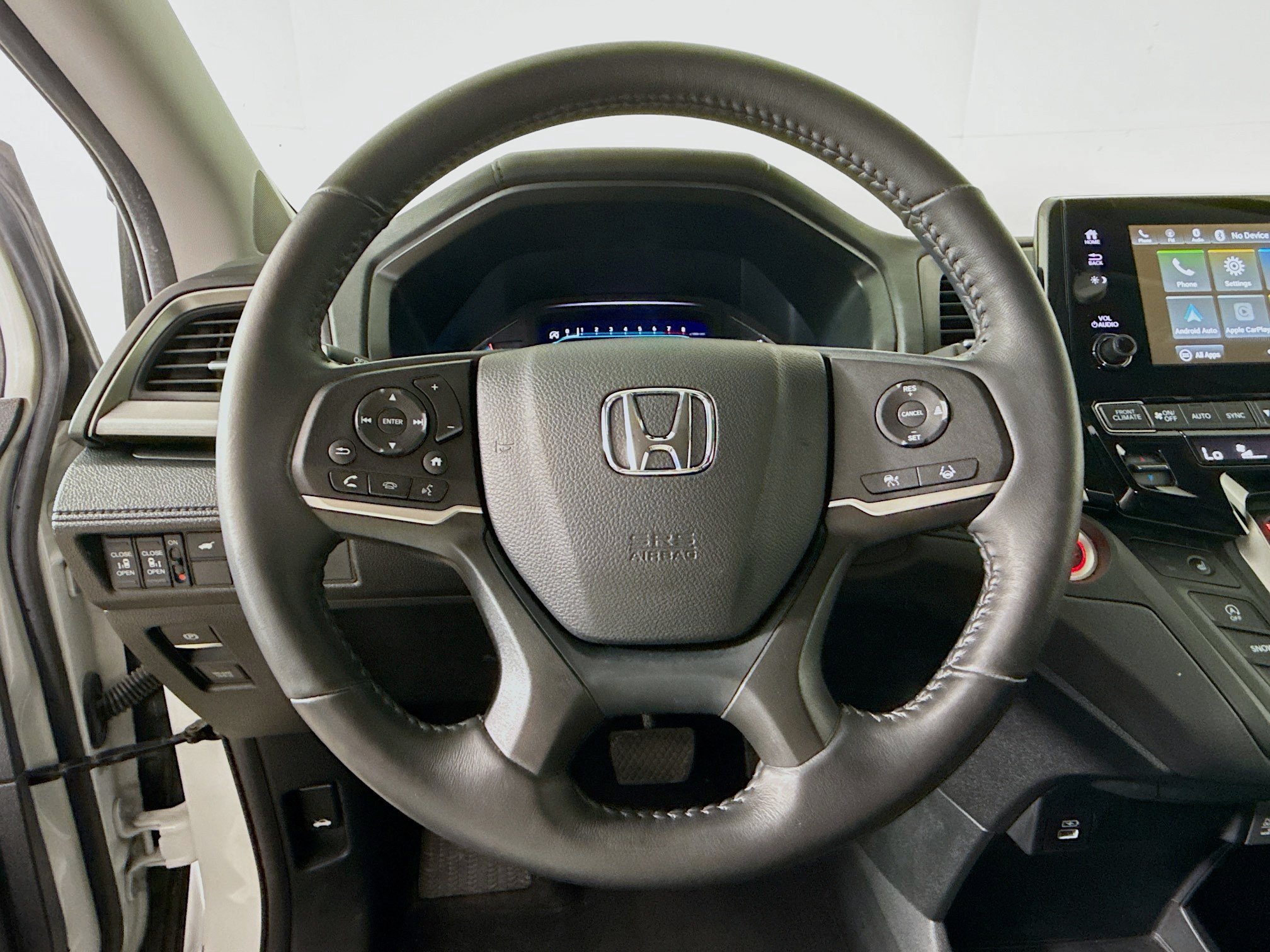 Certified 2024 Honda Odyssey EX-L image 11