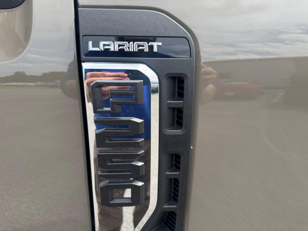 New 2026 Ford F250 Lariat w/ Tremor Off-Road Package AWD/4WD image 16