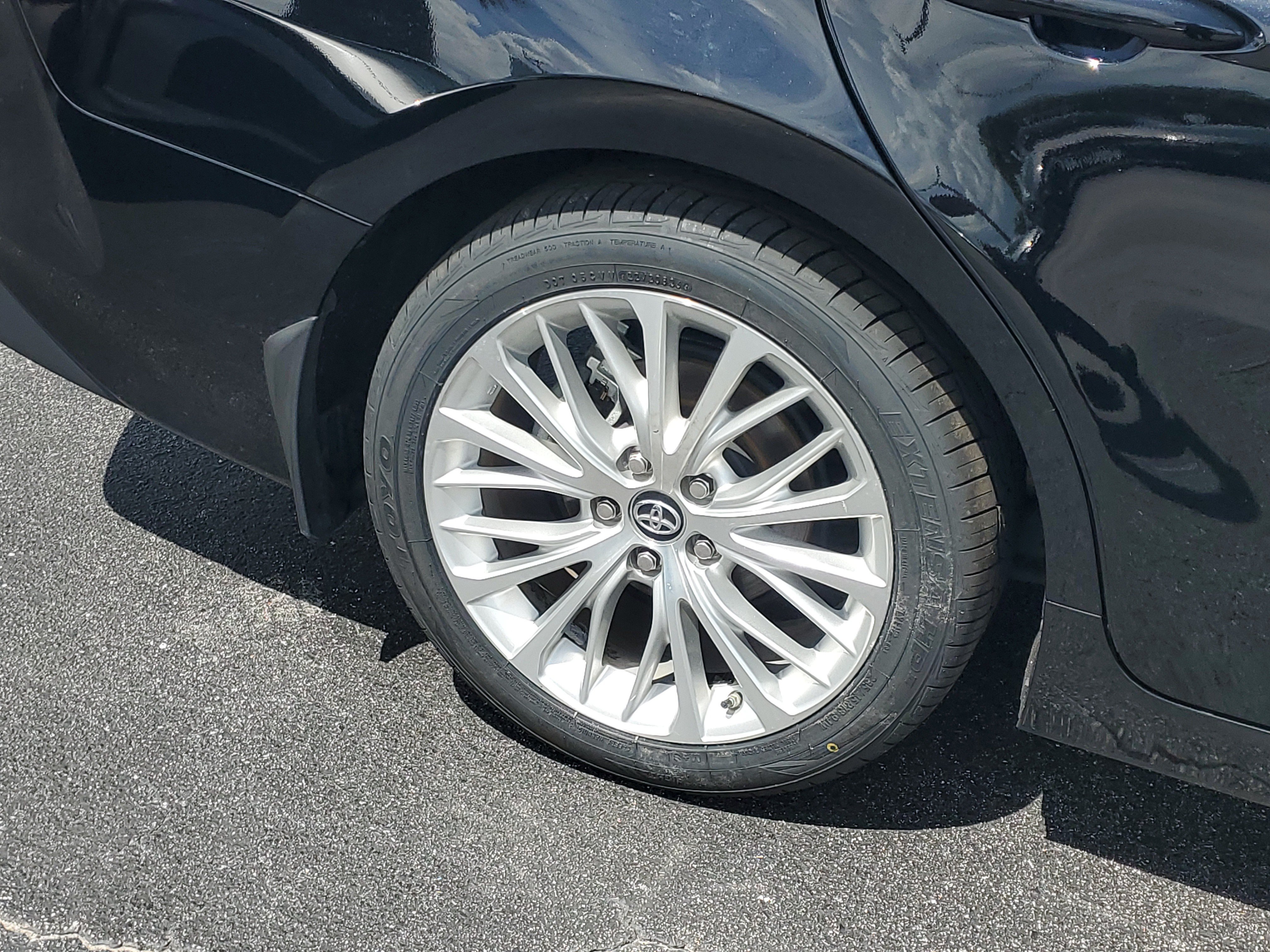 Certified 2018 Toyota Camry XLE w/ Audio Package FWD image 8