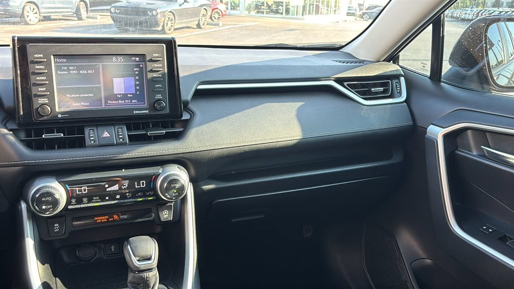 Used 2021 Toyota RAV4 XLE Premium FWD image 8