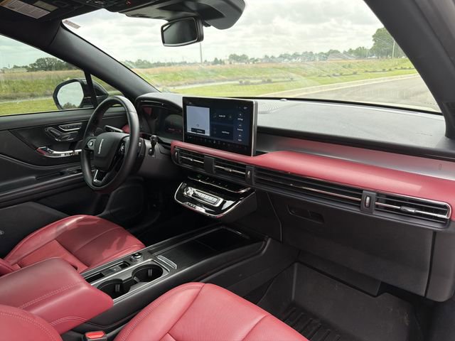 Used 2024 Lincoln Corsair Reserve FWD image 14