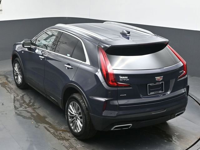 Used 2025 Cadillac XT4 Premium Luxury image 41