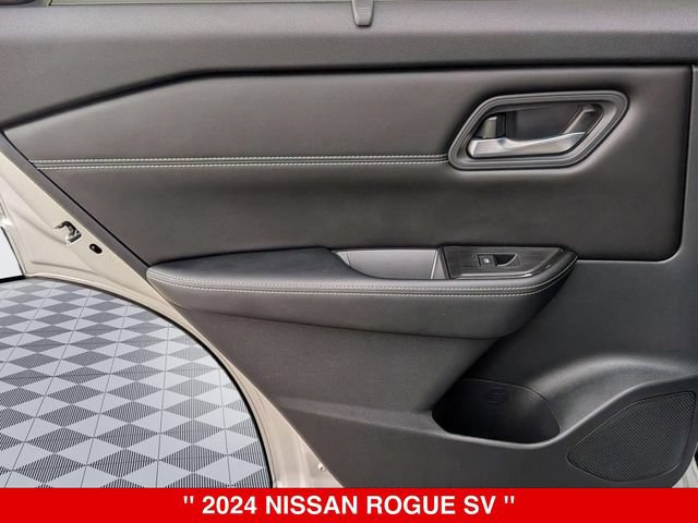 Certified 2024 Nissan Rogue SV w/ SV Premium Package AWD/4WD image 29