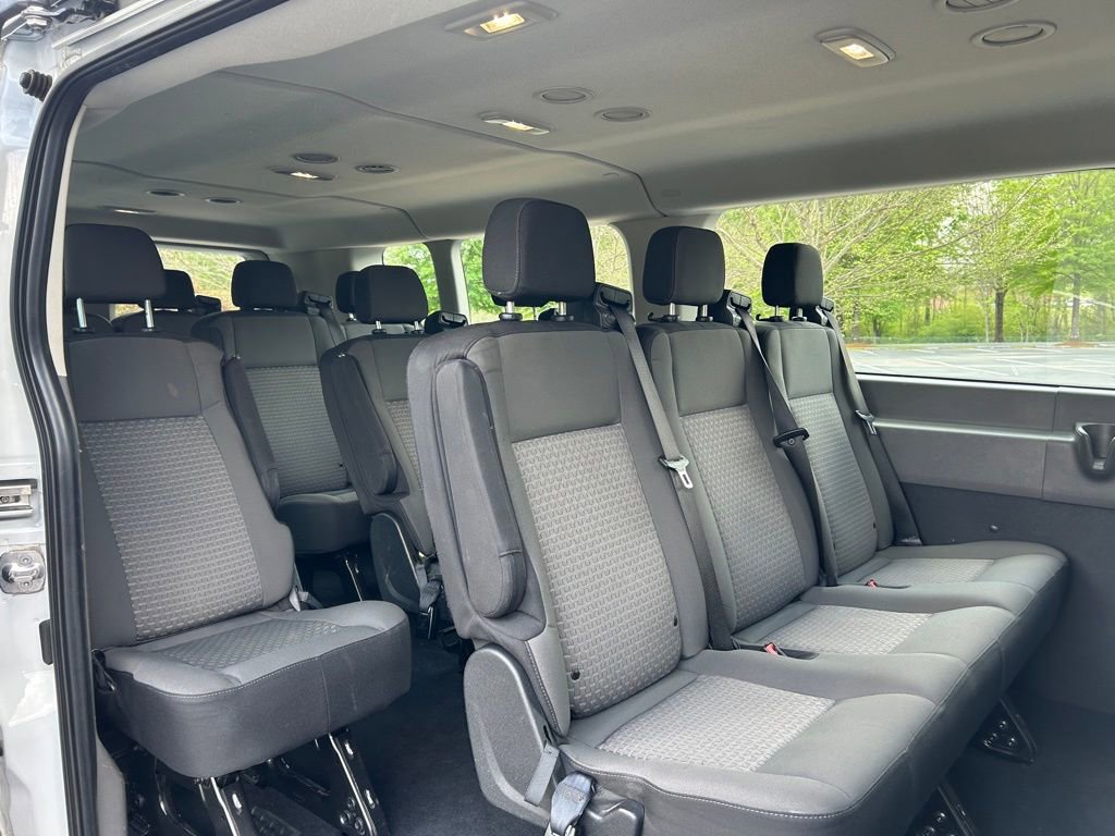 Used 2023 Ford Transit 350 XLT image 37