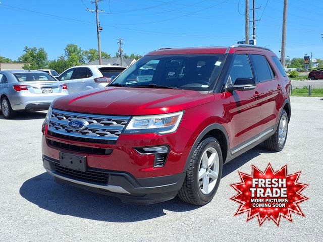 Used 2018 Ford Explorer XLT w/ Equipment Group 202A FWD image 1