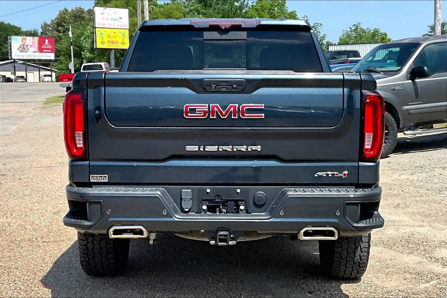 Used 2020 GMC Sierra 1500 AT4 w/ AT4 Premium Package AWD/4WD image 4