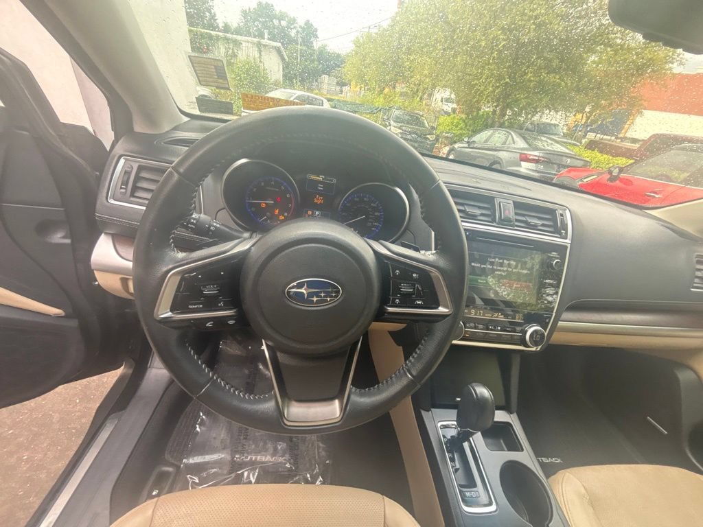 Used 2018 Subaru Outback 2.5i Limited AWD/4WD image 13