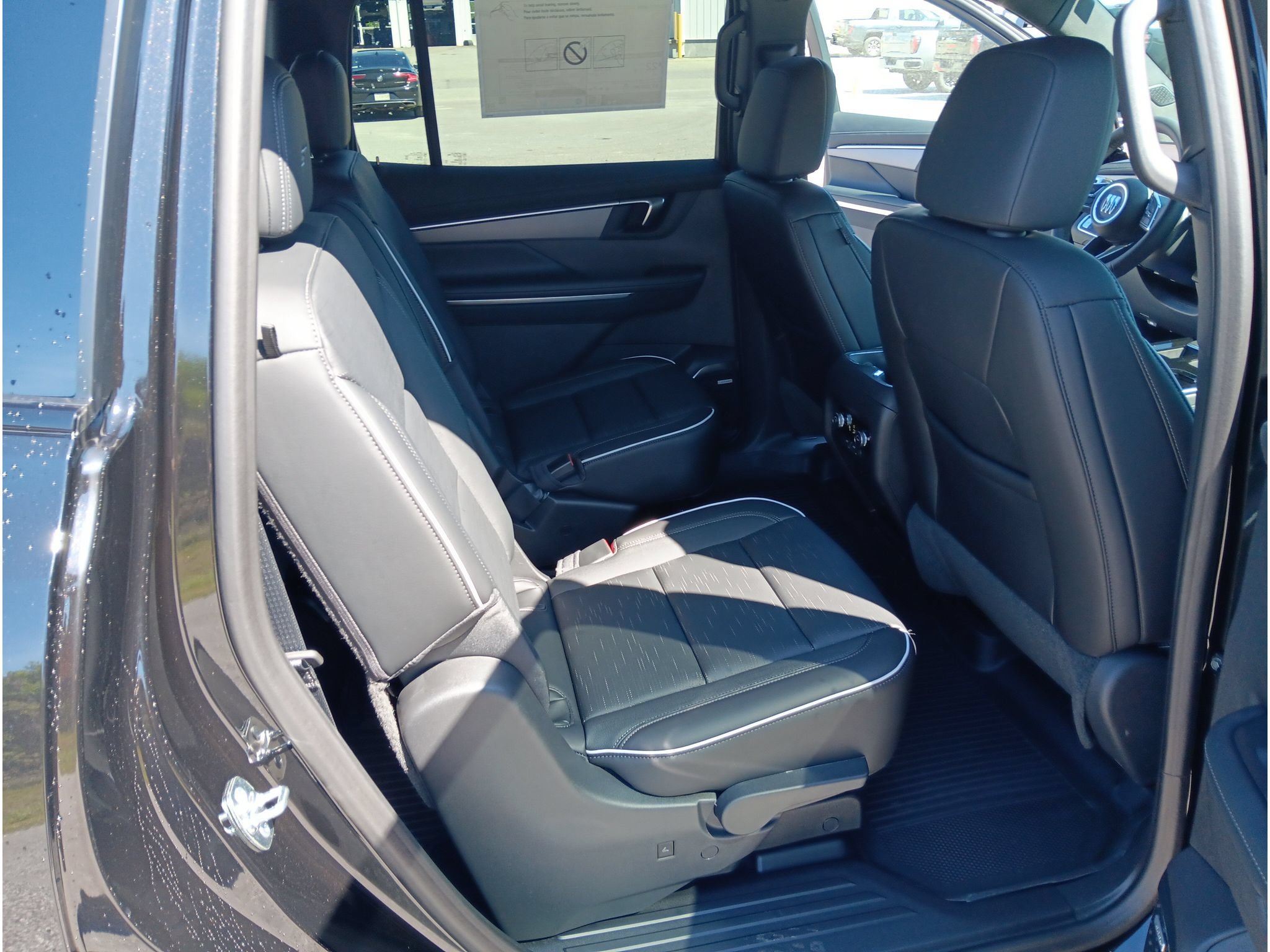 New 2026 Buick Enclave Sport Touring w/ Power Package FWD image 15