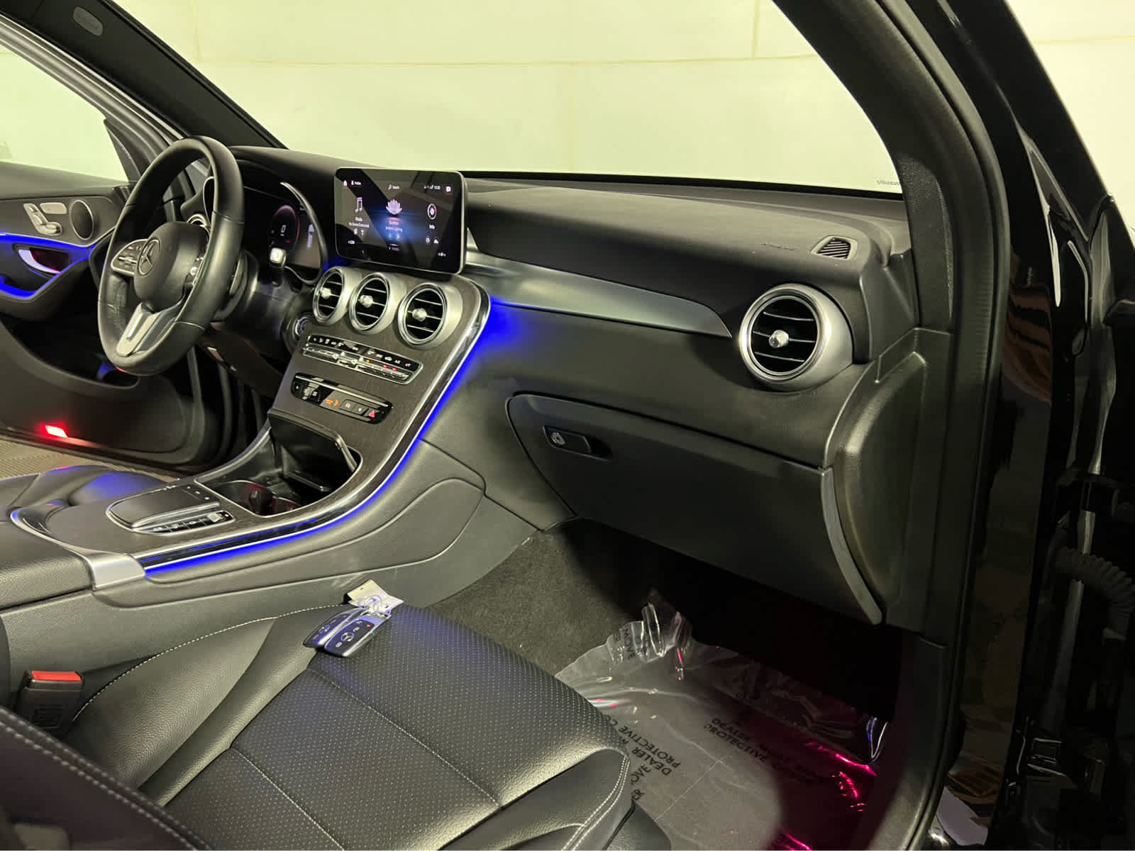 Used 2022 Mercedes-Benz GLC 300 4MATIC image 30
