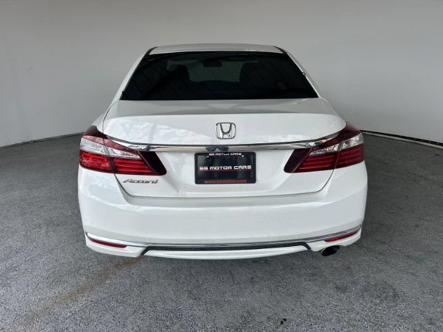 Used 2017 Honda Accord LX image 6