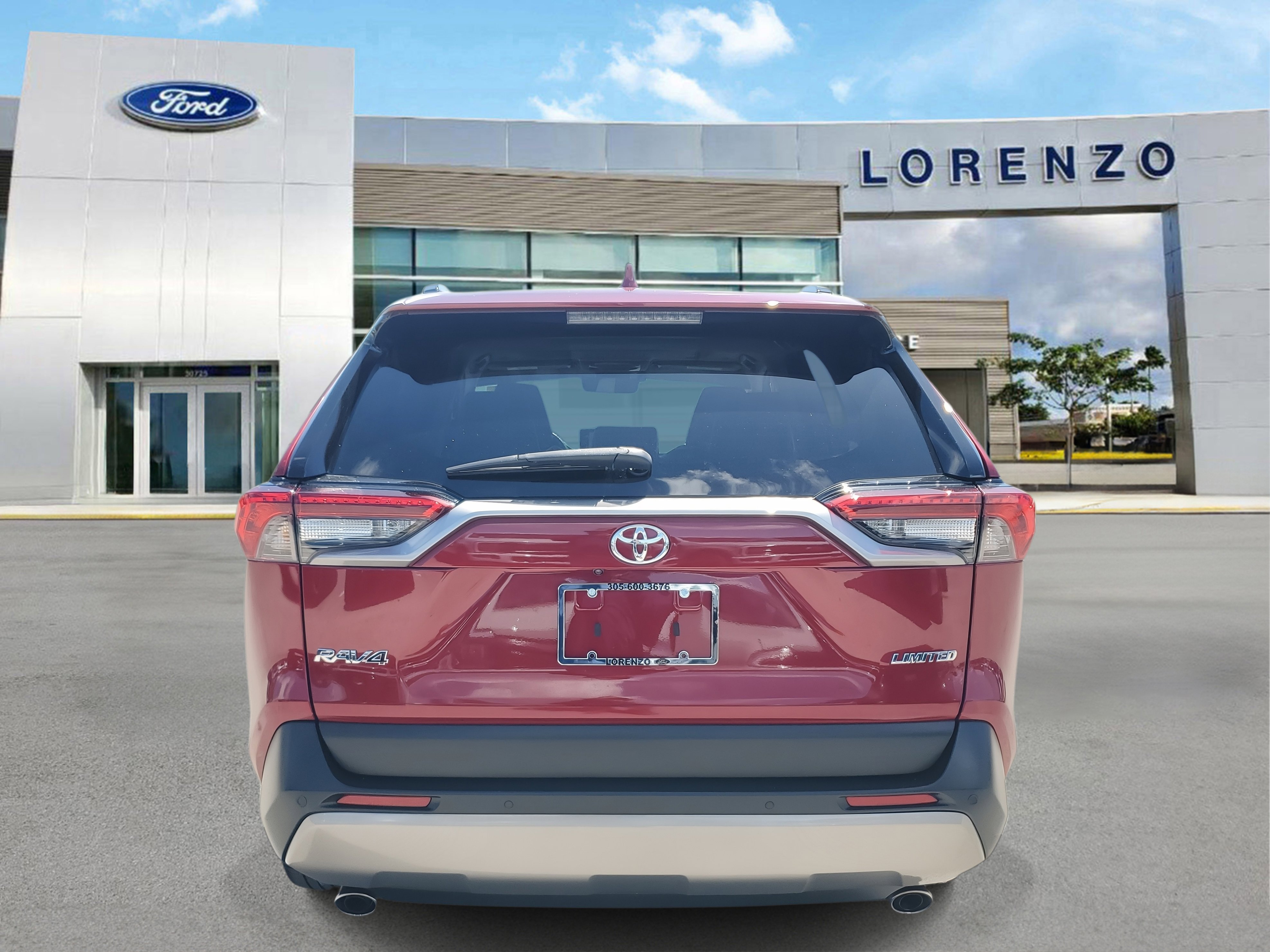 Used 2023 Toyota RAV4 Limited image 6