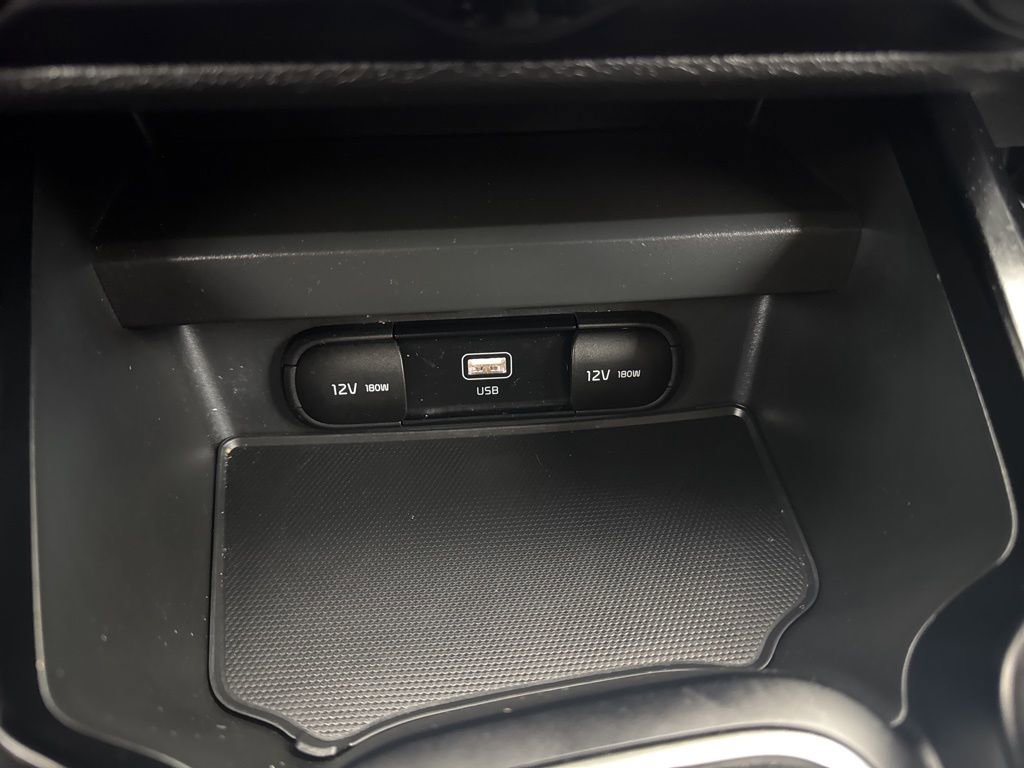 Used 2023 Kia Soul LX w/ LX Technology Package FWD image 20